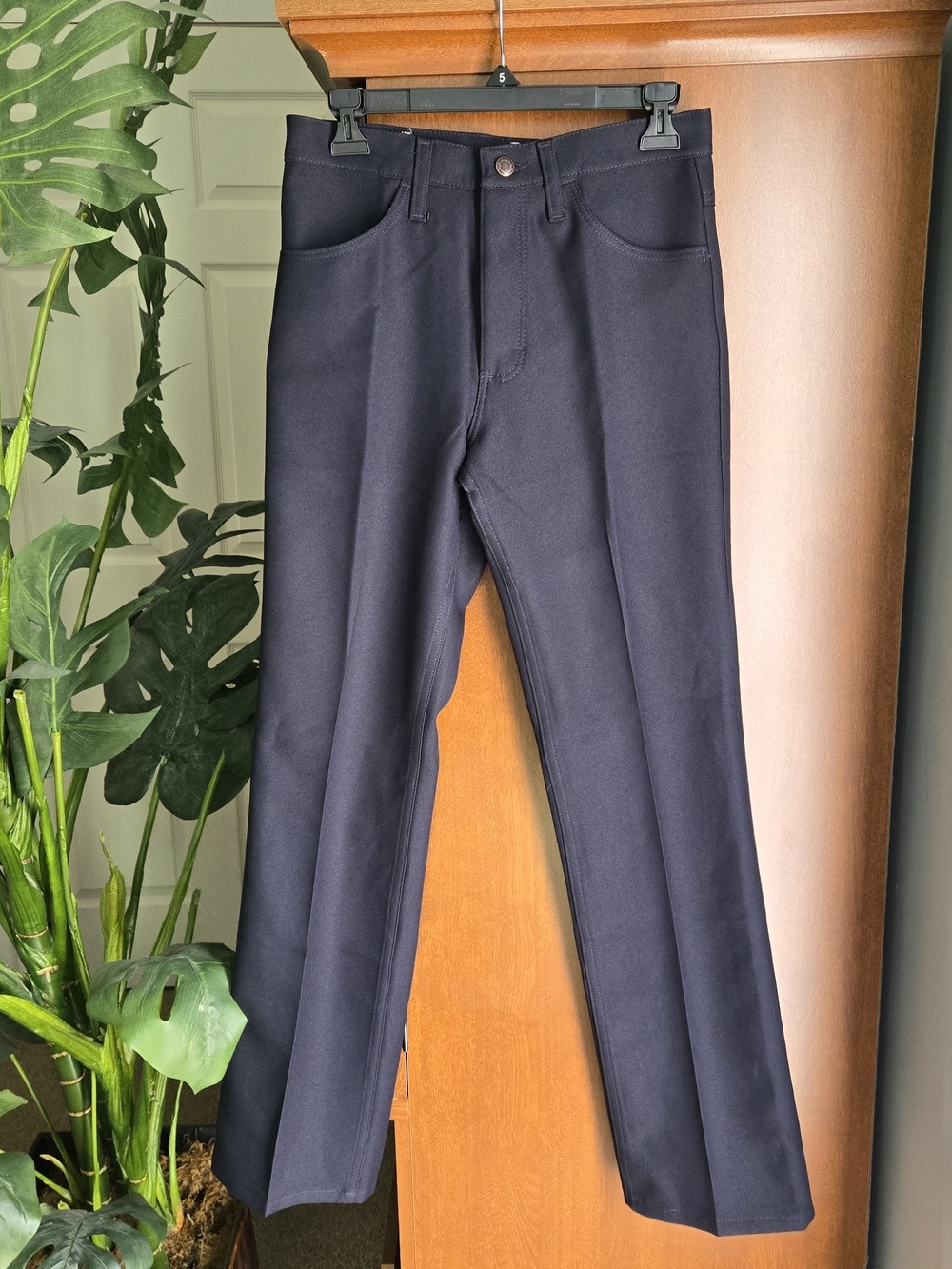 30x32 Wrangler Men's Navy Blue Polyester Pants